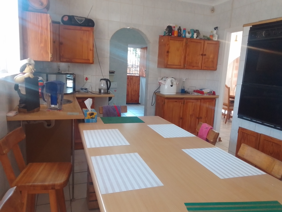 4 Bedroom Property for Sale in Geelhoutpark North West